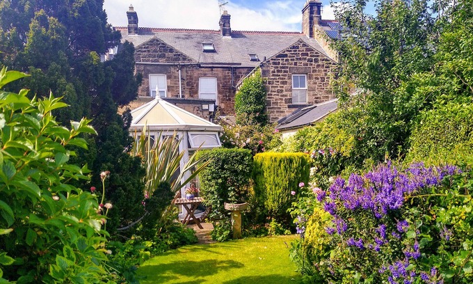 Barnard Castle House | Homelands Guest House