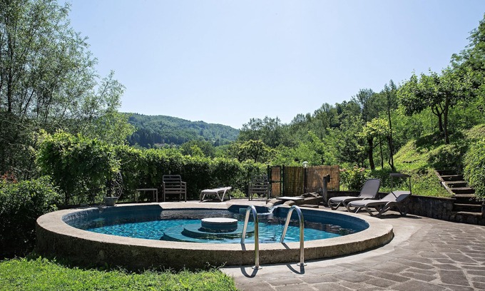 Castelnuovo di Garfagnana House | Homerez - House for 7 ppl. with swimming-pool at Castelnuovo di Garfagnana