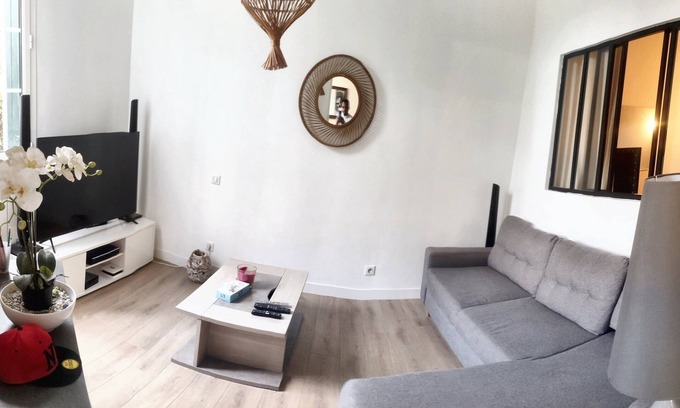 Arthes House | Homerez - 50 m² House in Saint-Juéry with Garden