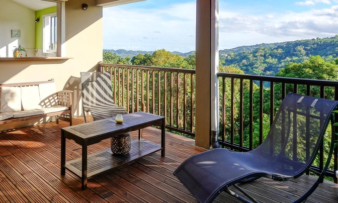 Riviere-Pilote Apartment | Homerez - Apartement for 6 ppl. with shared pool and terrace at Rivière-Pilote