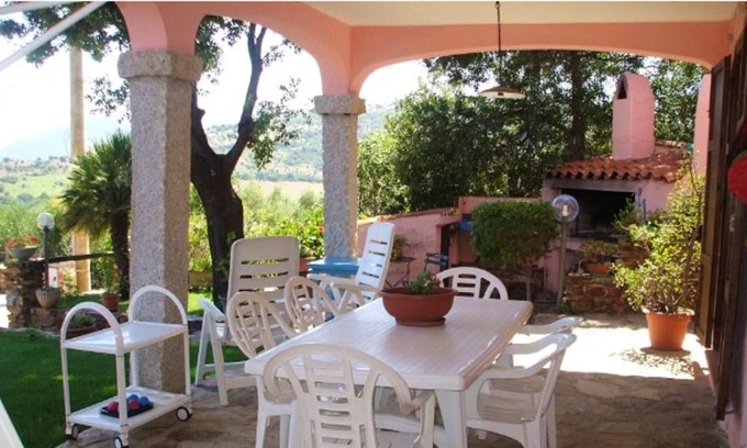 Posada Apartment | Homerez - Appartement 2 km away from the beach for 6 ppl. with garden at Posada