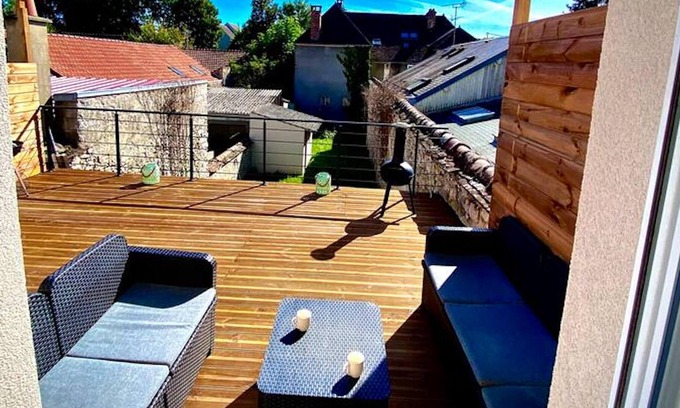 Nemours Apartment | Homerez - Appartement for 4 ppl. with jacuzzi, garden and terrace at Nemours