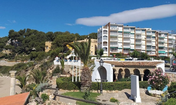 El Roc de Sant Gaieta Apartment | Homerez - Apt. in Roda de Berà