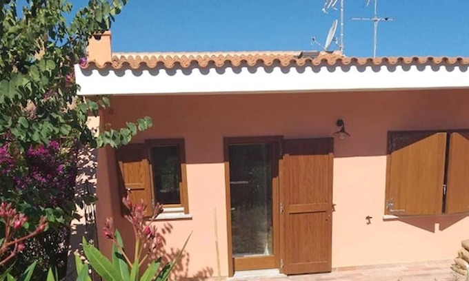 Rena Majore House | Homerez - Beautiful house for 4 ppl. with garden and terrace at Rena Majore