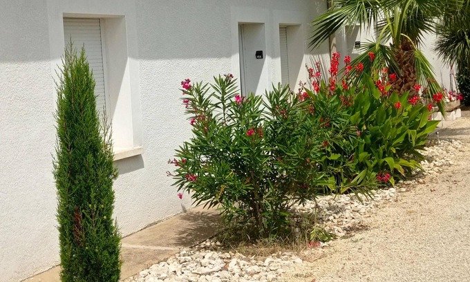 Bergerac Apartment | Homerez - Beautiful studio for 3 ppl. with terrace at Bergerac