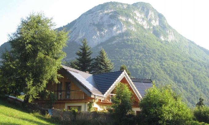 La Thuile Ski Chalet | Homerez - Chalet La Thuile, mountain view