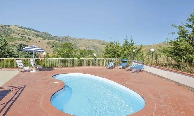 Monreale Villa | Homerez - Charming Villa in Monreale with Private Pool