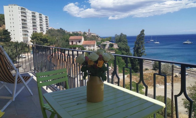 Bastia Apartment | Homerez - Cosy apartment with sea view in Bastia - 60 m²