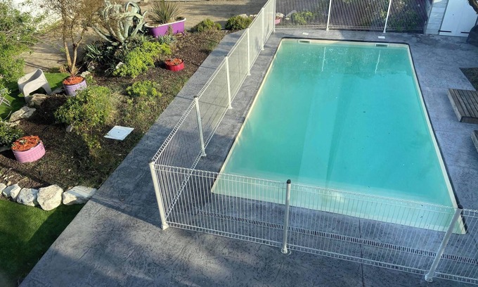 Saint-Privat-des-Vieux Villa | Homerez - Villa in Saint-Privat-des-Vieux