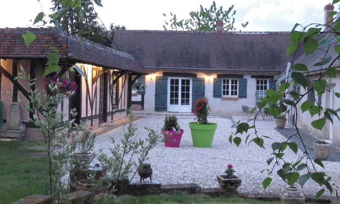 Souvigny-en-Sologne House | Homerez - House in Souvigny-en-Sologne