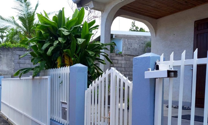 La Riviere Saint-Louis House | Homerez - House 12 km away from the beach for 5 ppl. with garden at Saint-Louis