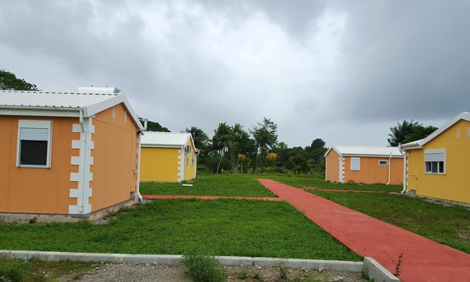 Macouria House | Homerez - House 15 km away from the beach for 2 ppl. with garden at Macouria
