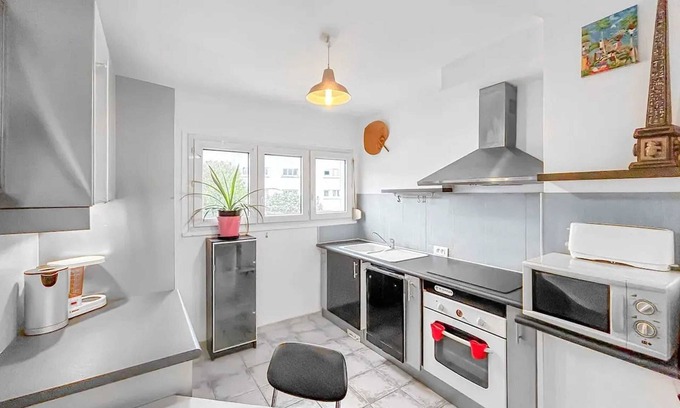 Saint-Herblain House | Homerez - House in Saint-Herblain