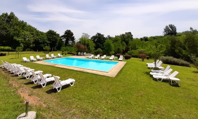 Montecarlo Apartment | Homerez - Nice appartement for 4 ppl. with shared pool and terrace at Montecarlo