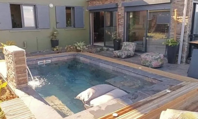 La Plaine des Cafres Villa | Homerez - Spacious Villa with Private Pool in Le Tampon