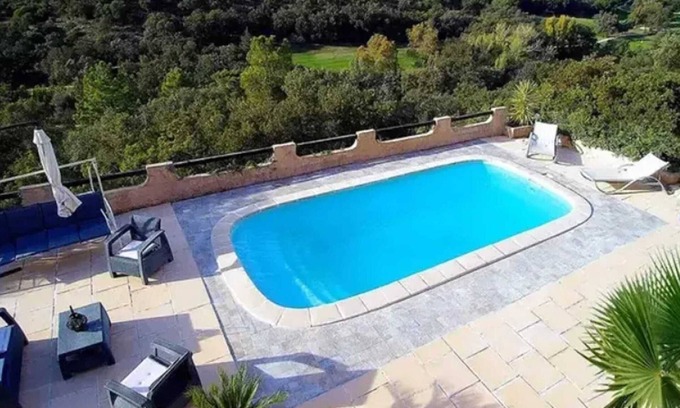 La Londe-les-Maures Villa | Homerez - Villa La Londe-les-Maures