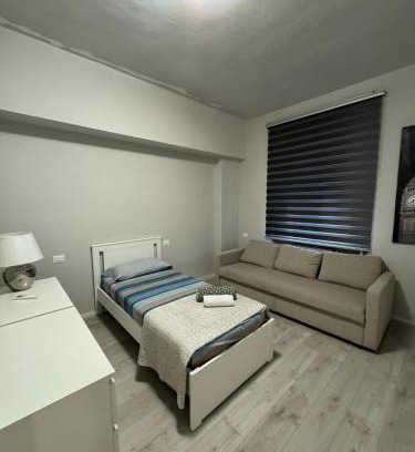 Ancona Apartment | Homes in Ancona VVR6 Apartment