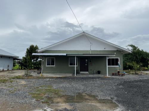 Simpang Ampat House | Homestay Chemumar 1 Room