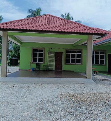 Lubok Buaya House | Homestay Kampung Lubuk Buaya 2 Bedrooms