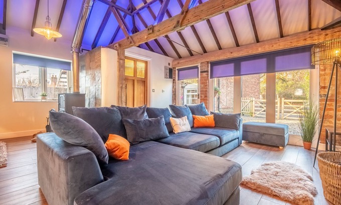 Southrepps House | Homestead and Black Cat Barn, Southrepps, Norfolk
