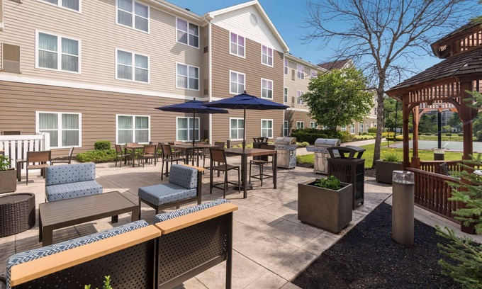 Mount Laurel Hotel | Homewood Suites by Hilton Philadelphia/Mt. Laurel
