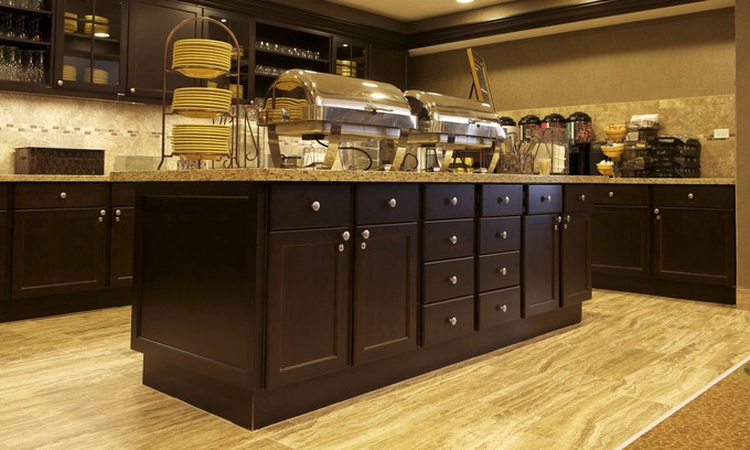 Iowa River Landing Hotel | Homewood Suites by Hilton Coralville - Iowa River Landing