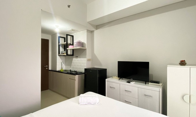 Bekasi Timur Apartment | Homey And Warm Studio Transpark Juanda Bekasi Timur Apartment