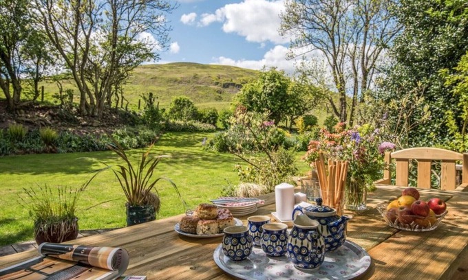 Wooler House | Homildon Cottage - Four Bedroom House, Sleeps 8