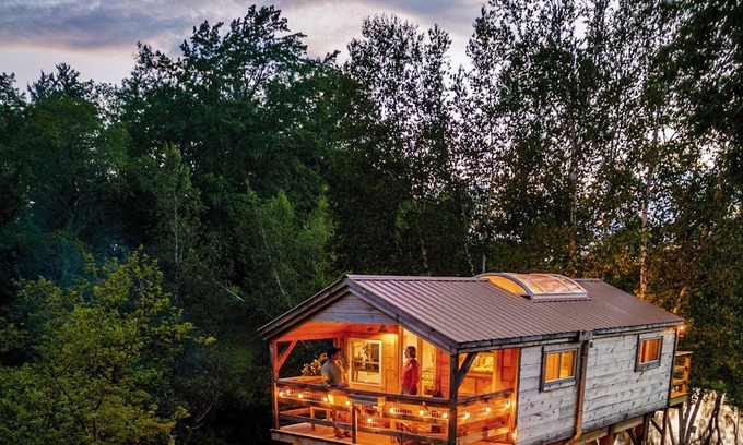 South Londonderry Cabin | Honey Pond Treehouse