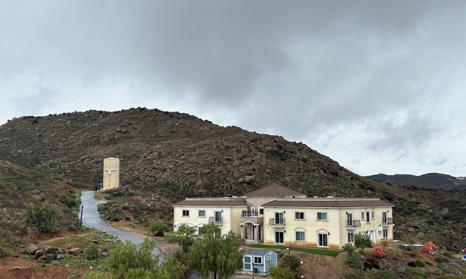 Perris House | Hope Hostel