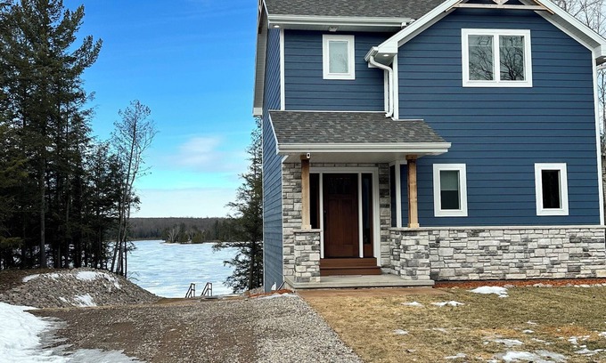 Townsend House | Horn Lake Hideaway in Townsend, WI!