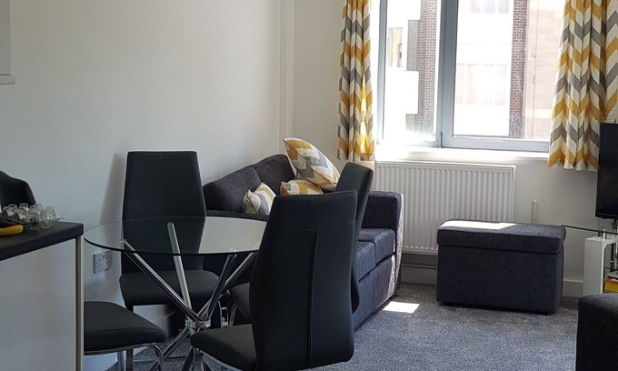 Portsmouth Apartment | Horseshoe Apartments