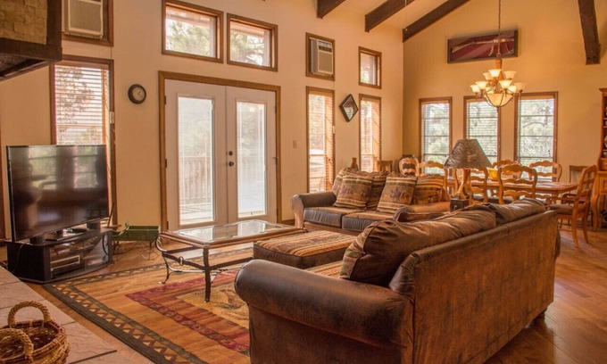 Ruidoso Condo | Horsin` Around - Unit M2