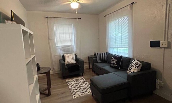 Pompano Beach Villa | Hospitals | BEACH | Trendy LUX Coastal Villa