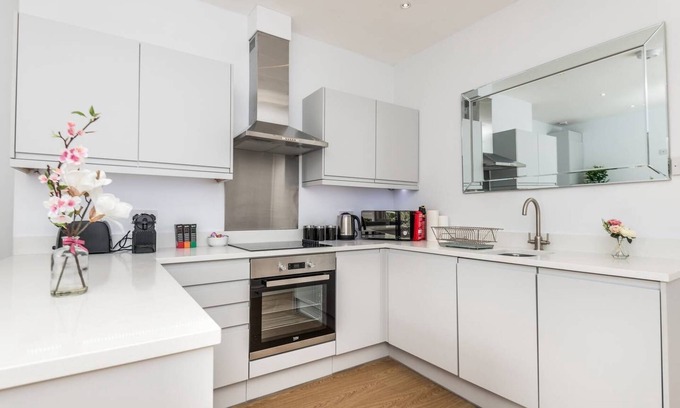 Hope Street Apartment | Host Apartments | The Falkner Quarters III