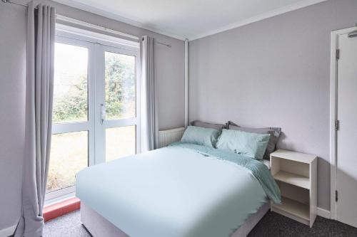 Lower Wick House | Host & Stay - Oldbury Road