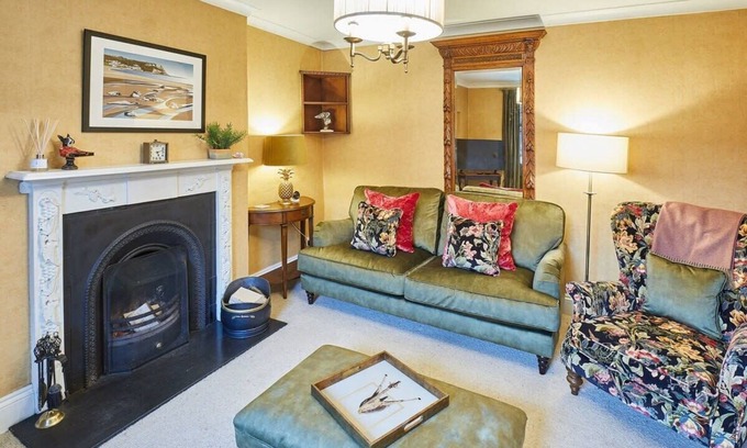 Pickering House | Host & Stay | Sixpence Cottage
