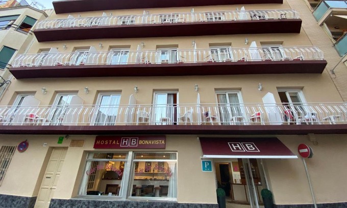 Calella House | Hostal Bonavista