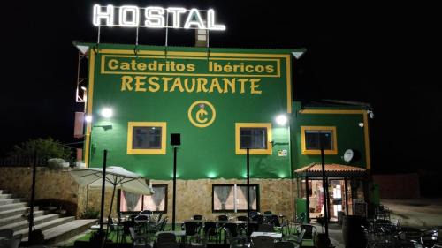 Higuera House | Hostal Catedritos Ibéricos A-5 Km 154 A 5 KM DE OROPESA A 1 KM DE HERRERUELA DE OROPESA