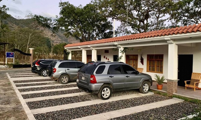 Rabinal Apartment | Hostal Don Armando. Near the center of Rabinal.
