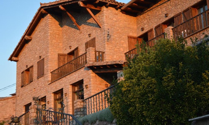 Castellar de N'hug Hotel | Hostal La Neu
