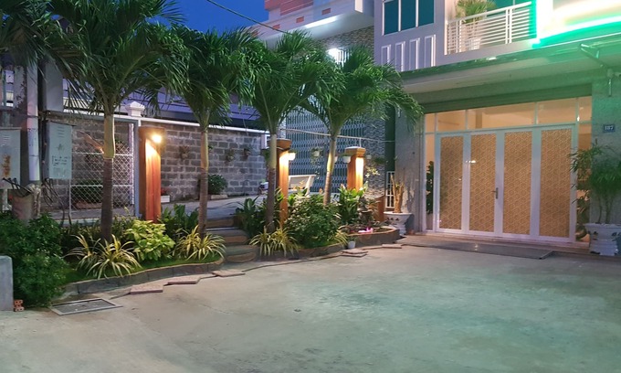 Chau Doc Hotel | Hostel Dang Loi