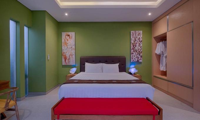 Pererenan Villa | HOT PROMO! Luxury and Serene Family Villa close to Echo Beach Canggu