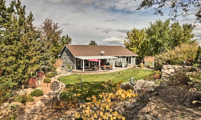 Reno House | Hot Tub and Fire Pit Reno Gem 12 Mi to Skiing