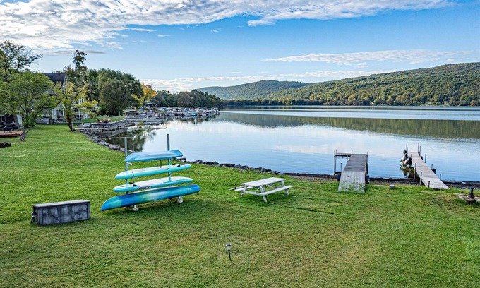 East Homer House | Hot Tub *Movie Theater * Lakefront Dock *Views