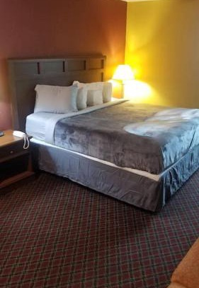 Stillwater Apartment | Hotel 2 Queen Beds Hotel Room 106 Wi-Fi Booking