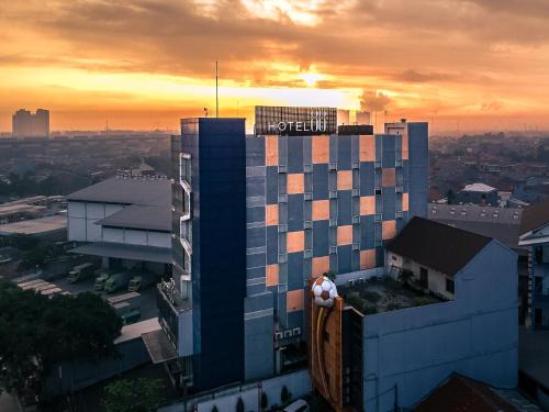 Rawalumbu Hotel | Hotel 88 Bekasi By WH