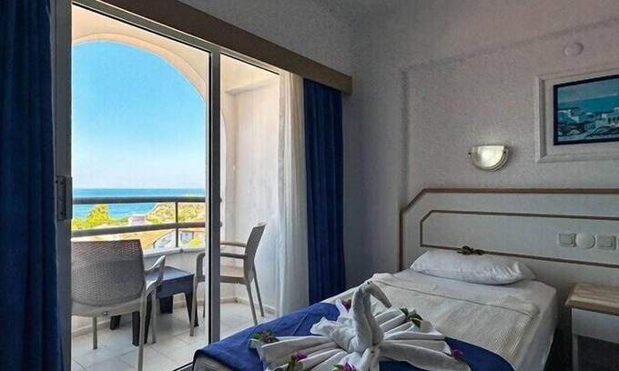 Kadnlar Denizi Mahallesi Apartment | Hotel Albora