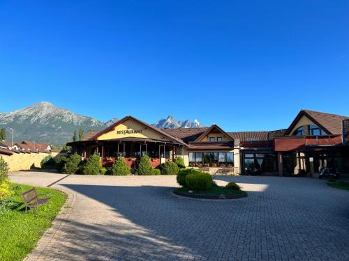 Nova Lesna Hotel | Hotel Amalia