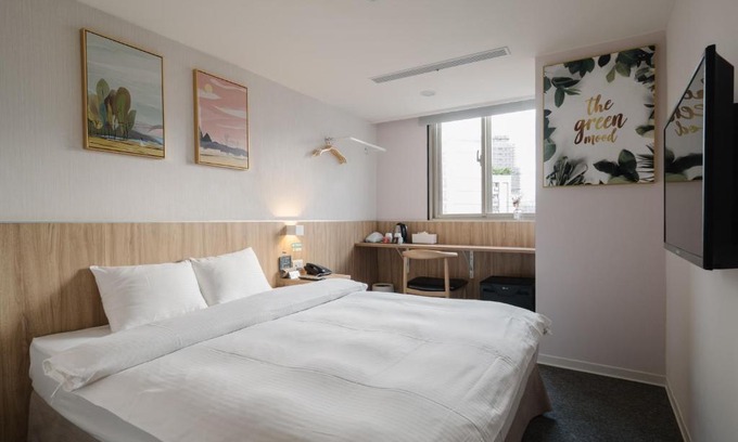 Ximending Hotel | Hotel attic